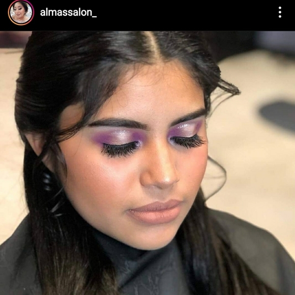 Lashes - Picture 2 of 2